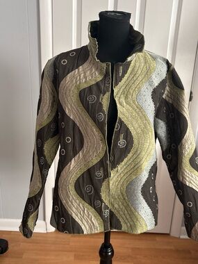 Textured Wave-Pattern Blazer in Olive Green & Brown